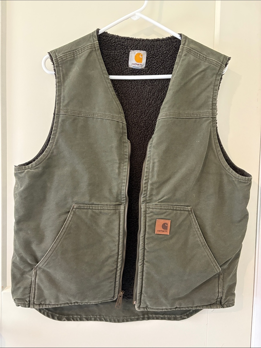 Carhartt Men’s Olive Green Sherpa-Trim Utility Vest